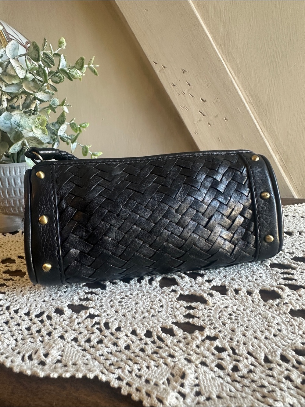 Vintage Cole Haan Woven Leather Barrel Wristlet / Mini Bag – Black - Picture 5 of 9